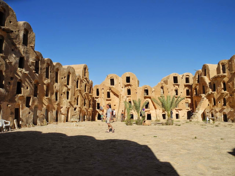 RUNISIA-KSAR-GHILANE-4X4